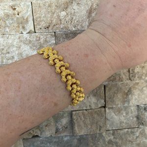 Vintage Avon Gold Tone Hazelnut Bracelet